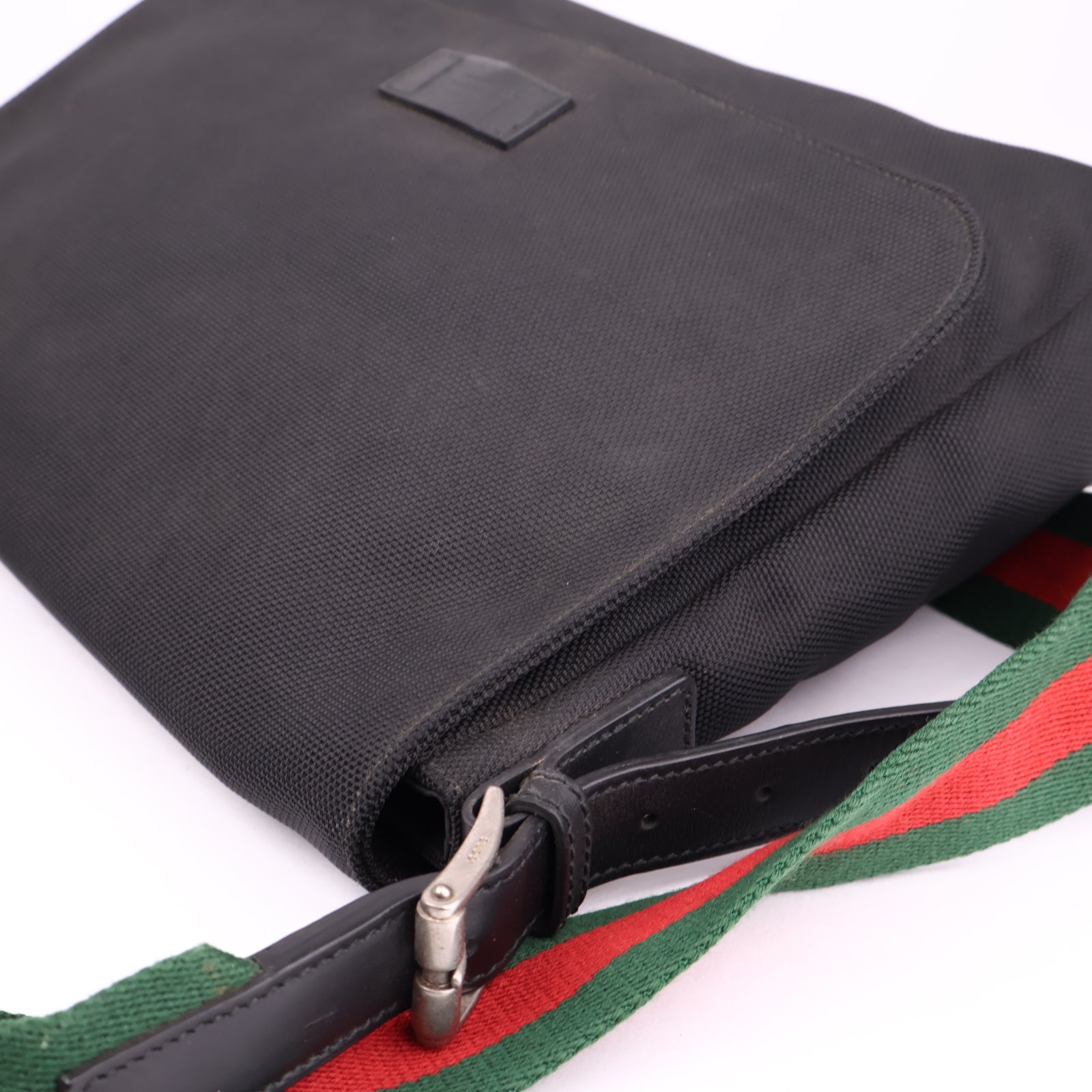 OJ3569 Gucci Web Shoulder Bag Vintage- Pre Owned