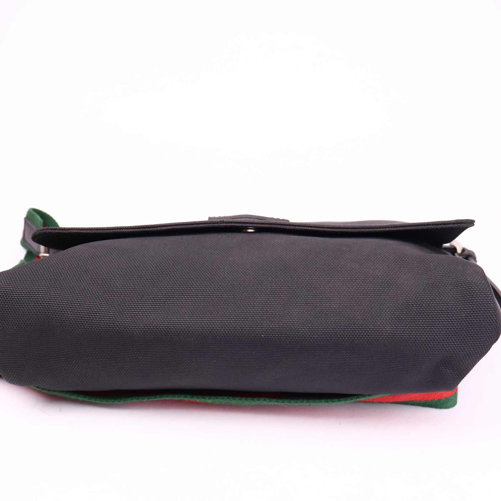 OJ3569 Gucci Web Shoulder Bag Vintage- Pre Owned