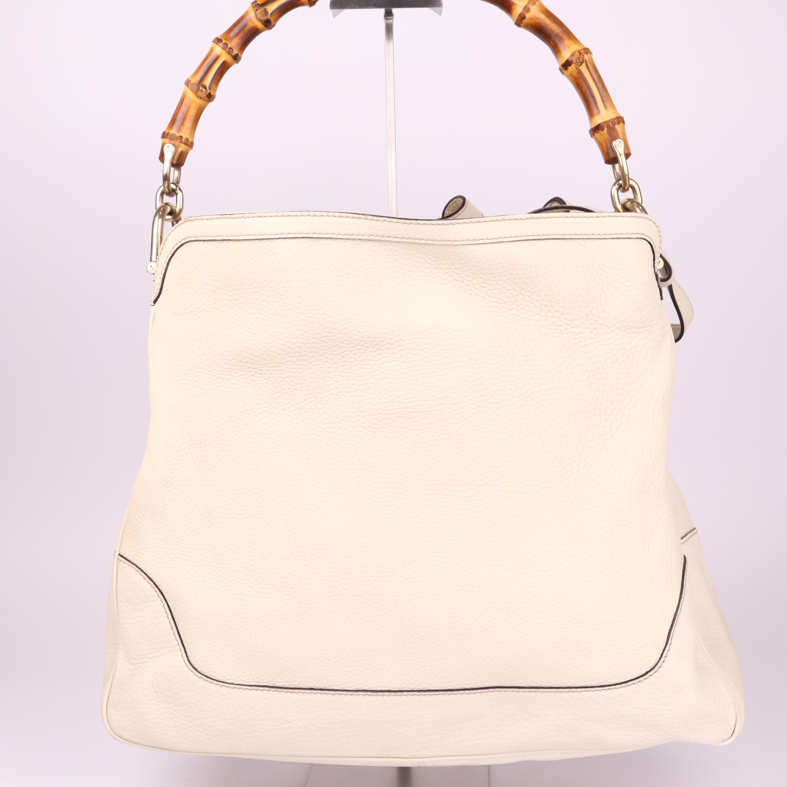 J3567 Gucci Cream Grained Leather Bamboo Handle Shoulder Bag- Pre Owned