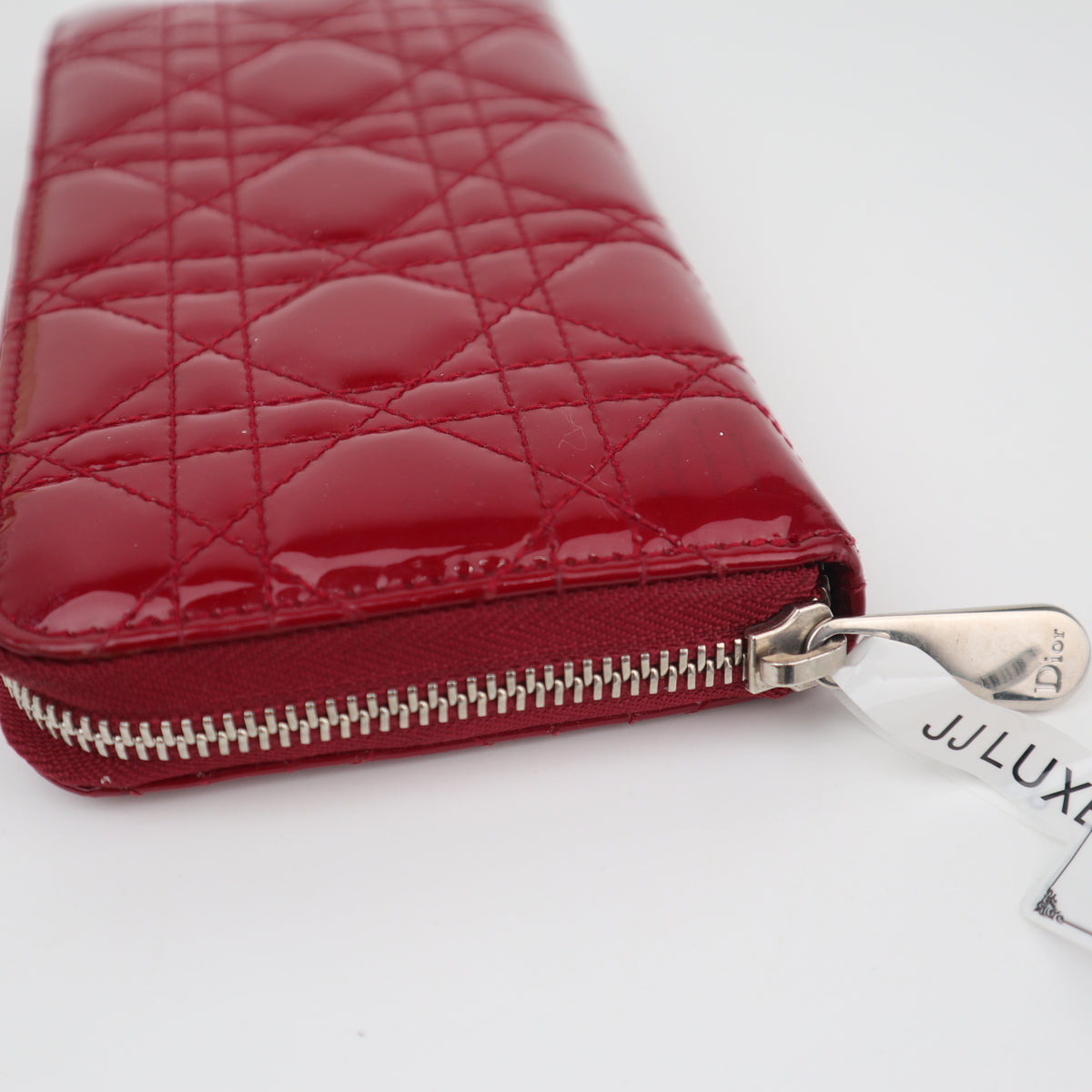 C2833 Christian Dior Wallet Lady Dior Cannage Zip Around Wallet Red Patent Leather | Pre-Owned Very Good Red Cannage Leather, Patent leather