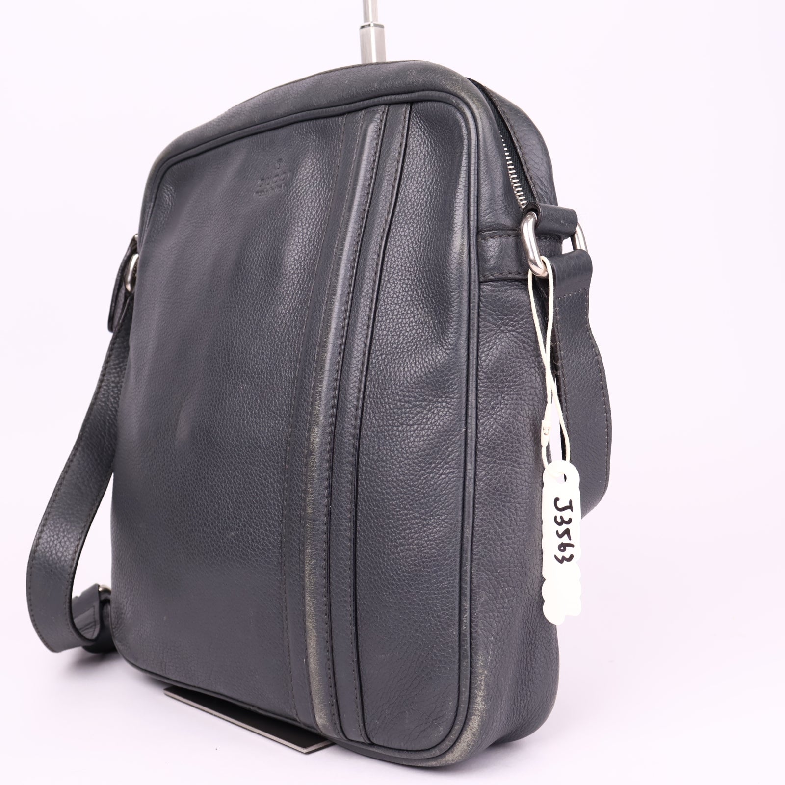 J3563 Gucci Dark Gray Leather Shoulder Bag- Pre Owned