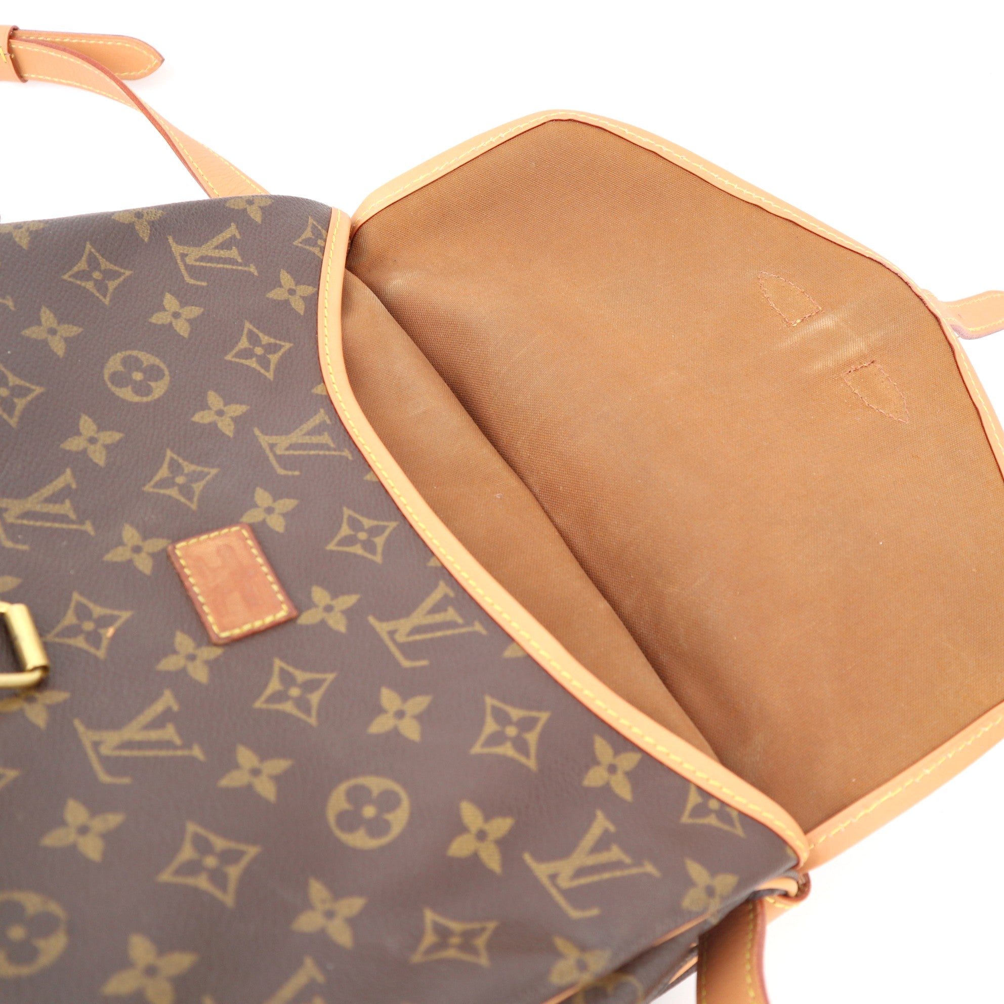 Louis Vuitton Monogram Saumur 30 - Pre Owned Shoulder Bag C14929