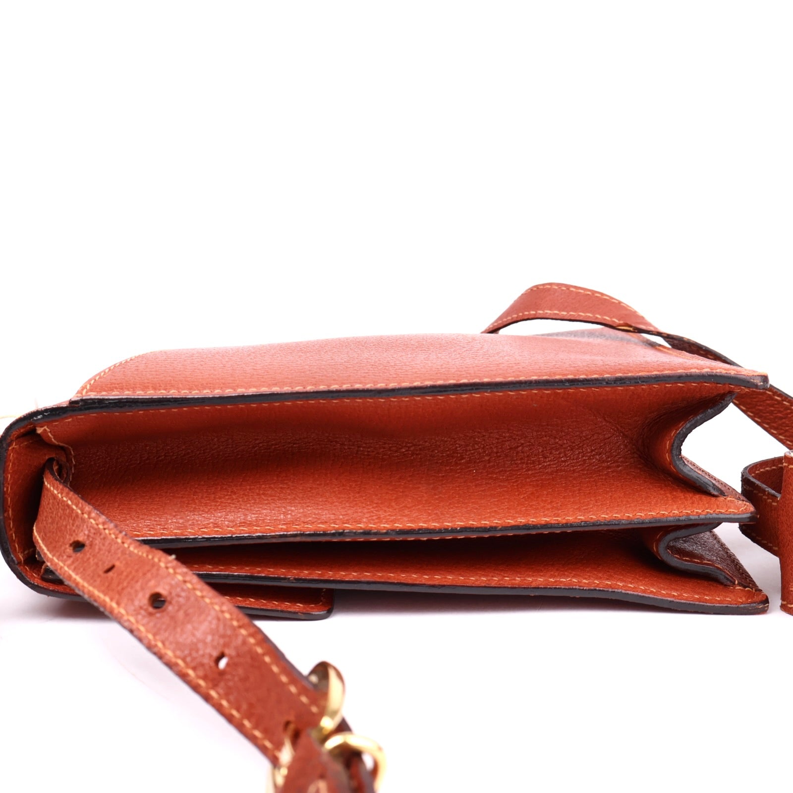 J3608 Gucci Leather Messenger Bag- Pre Owned